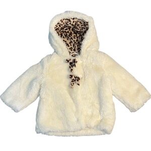 Jessica Simpson Ivory Plush Kids Cape with Hood size 18 months girls